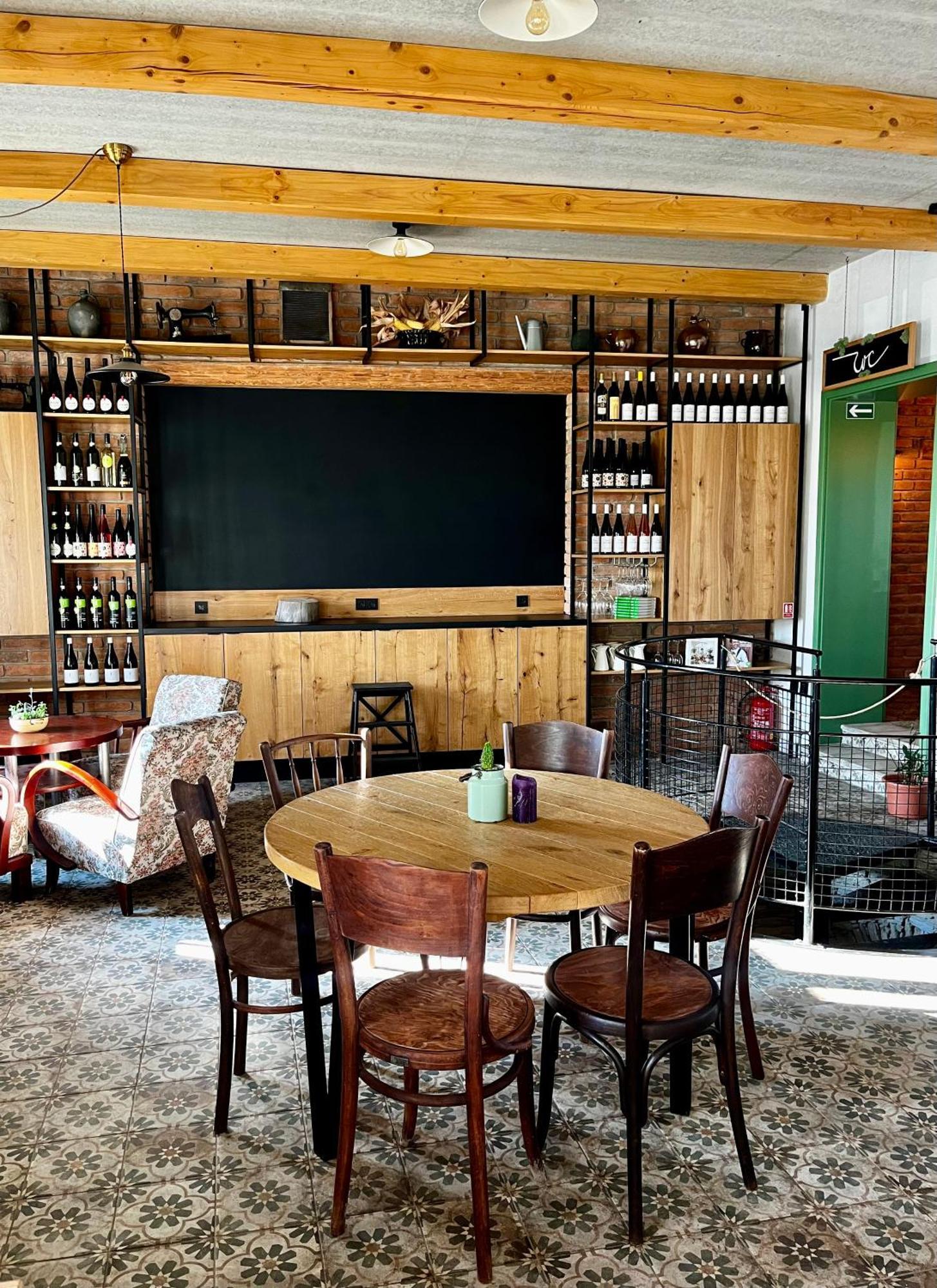Penzion A Bistro Stary Kopec Зноймо Екстер'єр фото